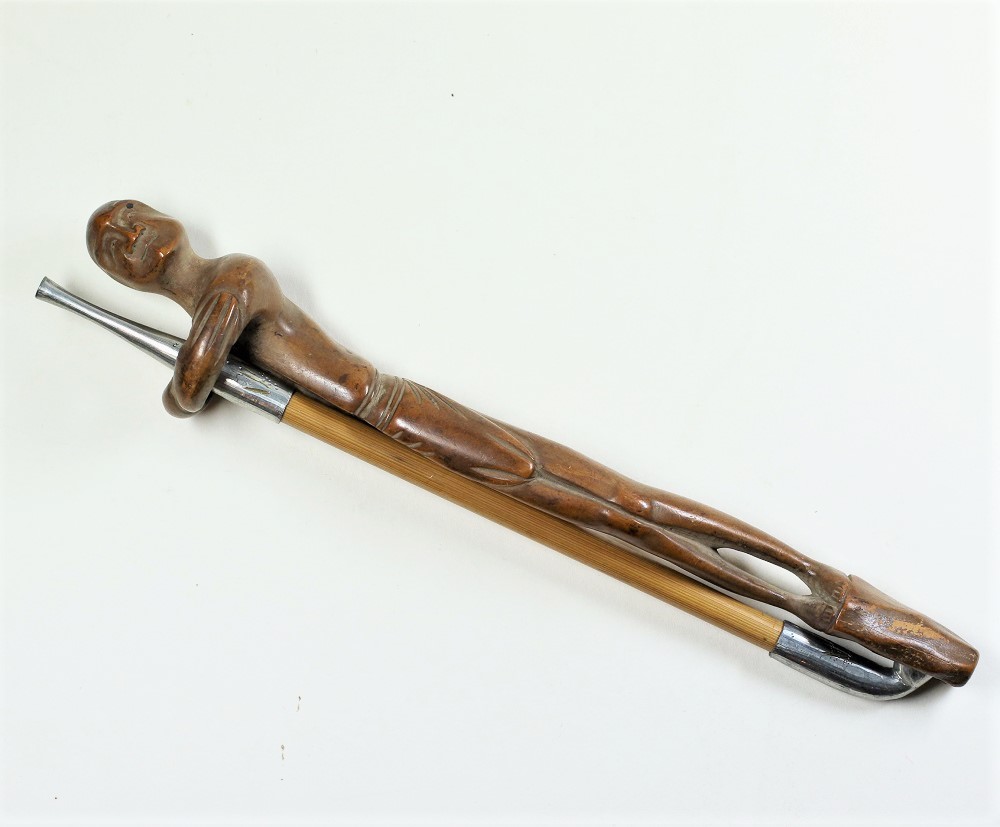 Japanese Wooden Kiseru Pipe Holder Image