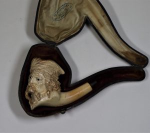 Rob Roy Glass Eyed Meerschaum Pipe Image
