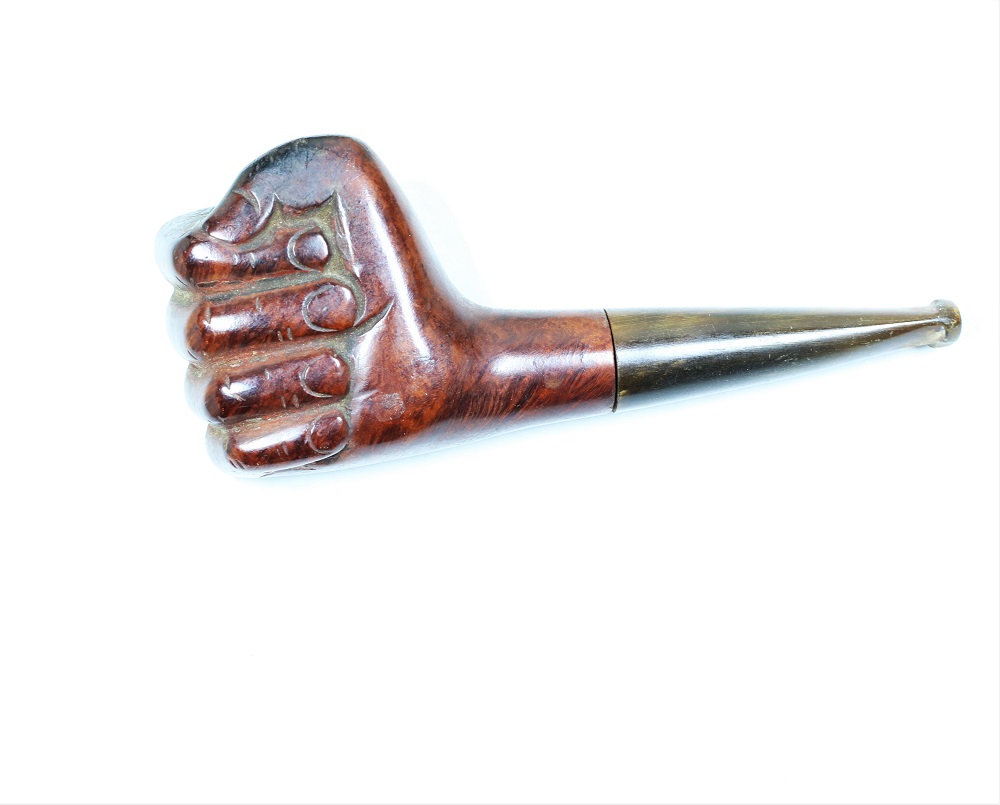 Clench Fist/Boxing Briar Pipe Image
